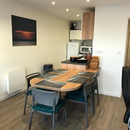 La Broceliande Apartment